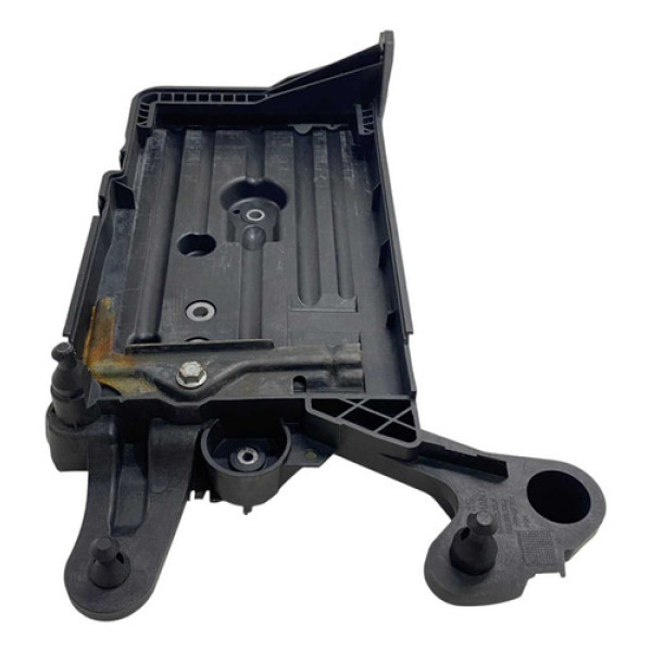 Suporte Bandeja Da Bateria Golf Tsi 2014 2015 C/ Detalhe