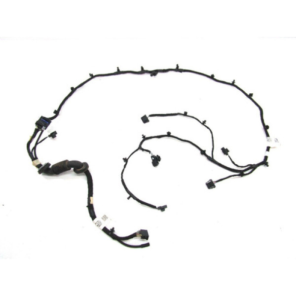 Chicote Tampa Porta Malas Chevrolet Tracker Ltz 2017 A 2019