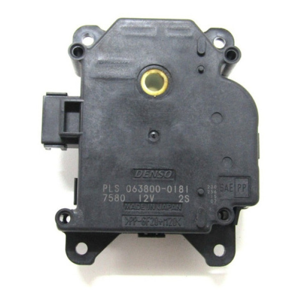 Atuador Da Caixa De Ventilação Rav4 2013 A 2018 0638000181