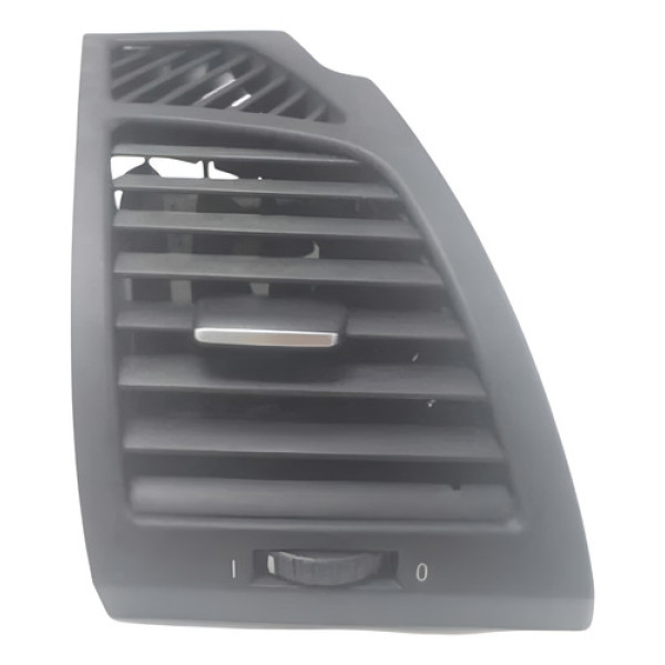 Difusor De Ar Canto Direito Painel Bmw 130i 2006 A 2011